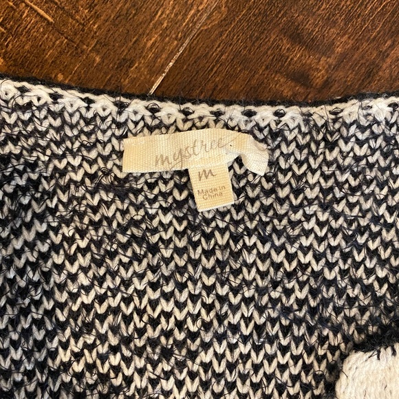 Mystree Cardigan Sweater Size M - Picture 2 of 6